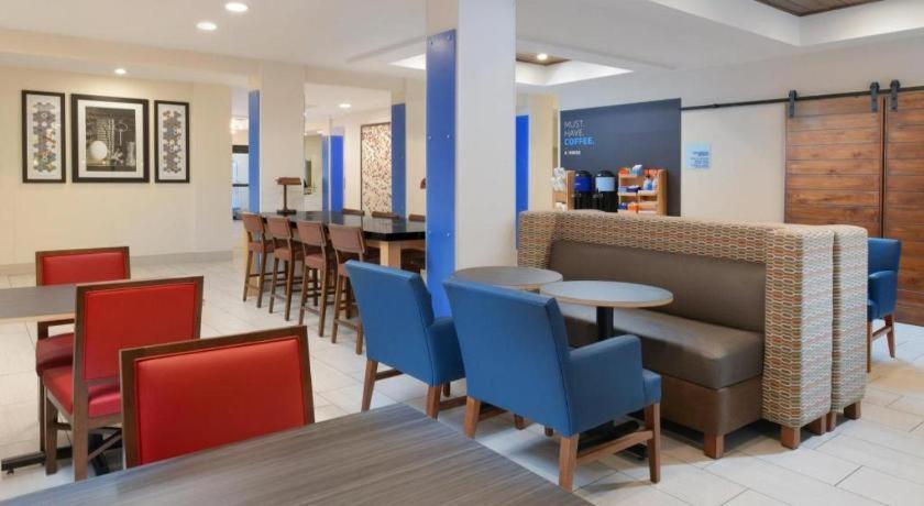 Holiday Inn Express Camden Hotel By Ihg Exterior foto